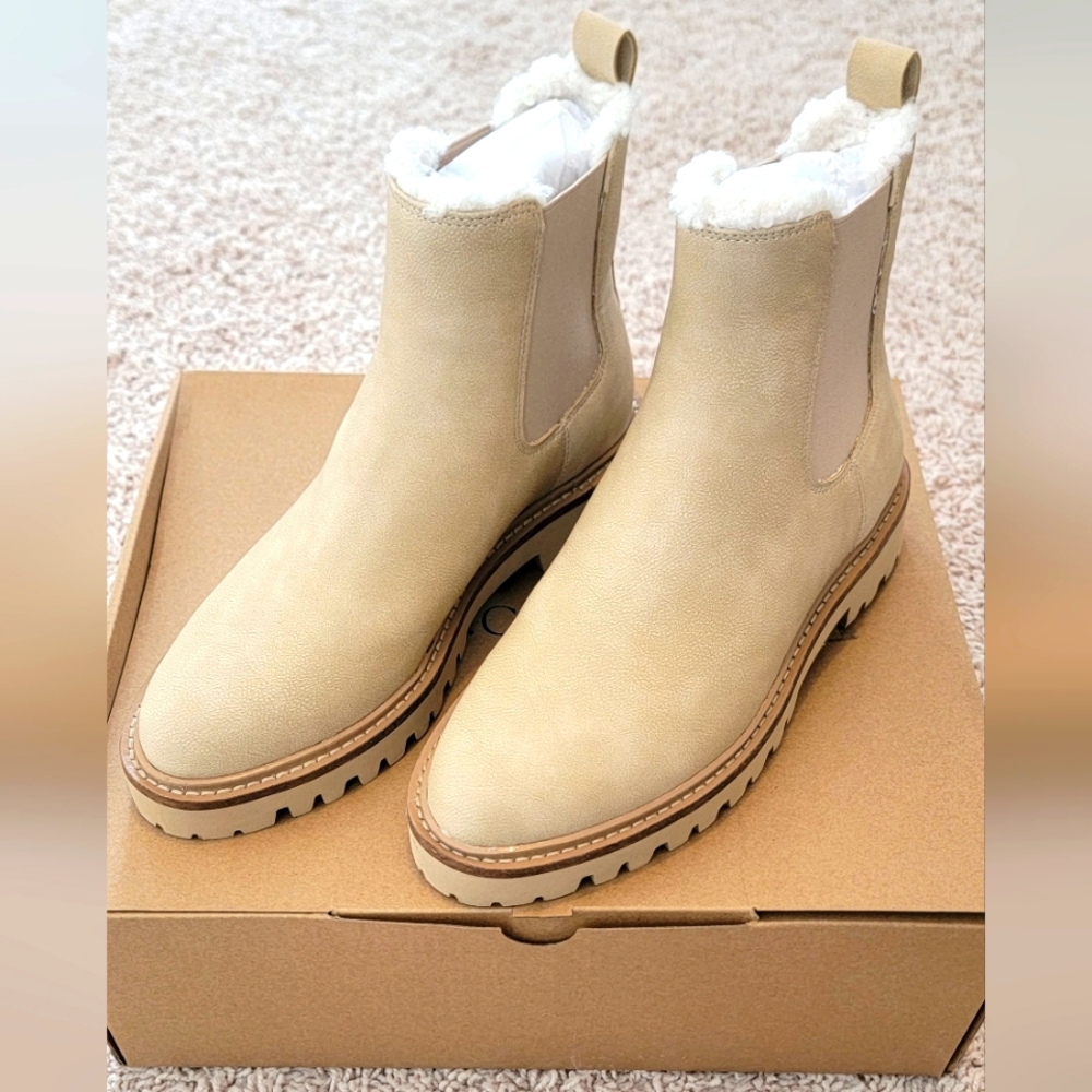 J Crew Chelsea Boots Sherpa Lined